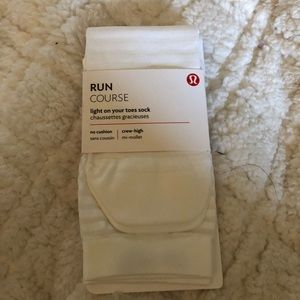 NWT Lululemon Run Course Crew-High Socks